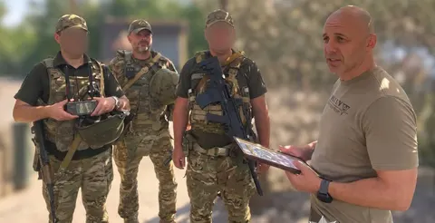Луганські поліціянти отримали відзнаки від очільника обласної поліції