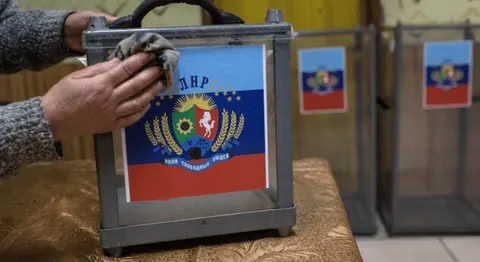 Окупанти готують "вибори" на Луганщині: створили два округи та спростили голосування
